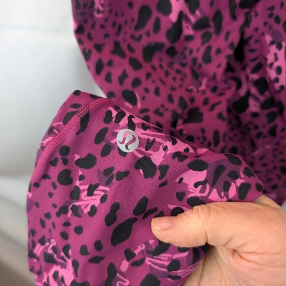 Lululemon Base Pace High-Rise Running Tight 25 size 8 in EUC - Picture 9 of 10